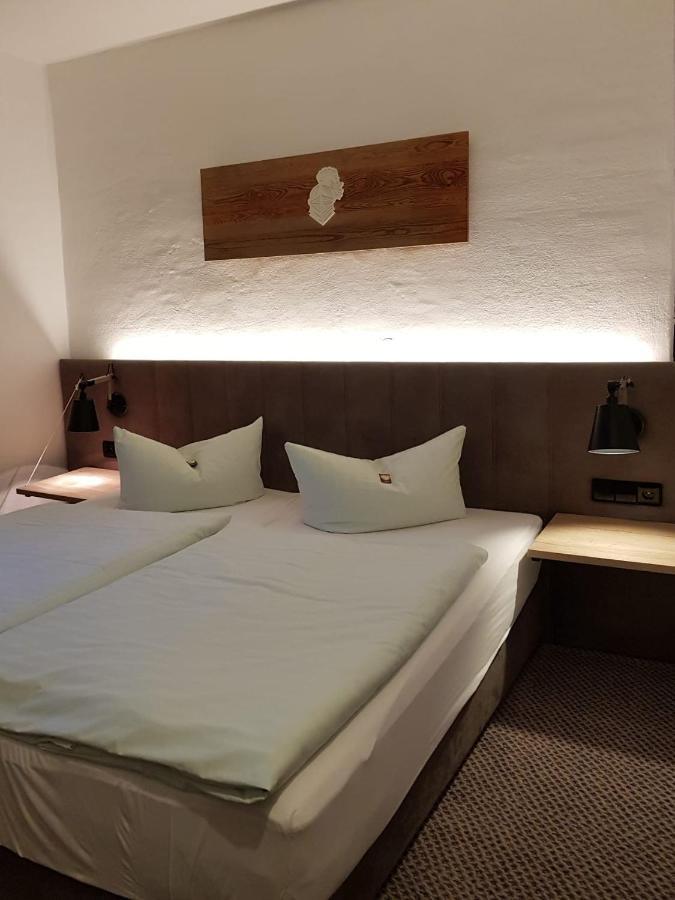 Ritterhof Kampehl Hotell Neustadt  Exteriör bild